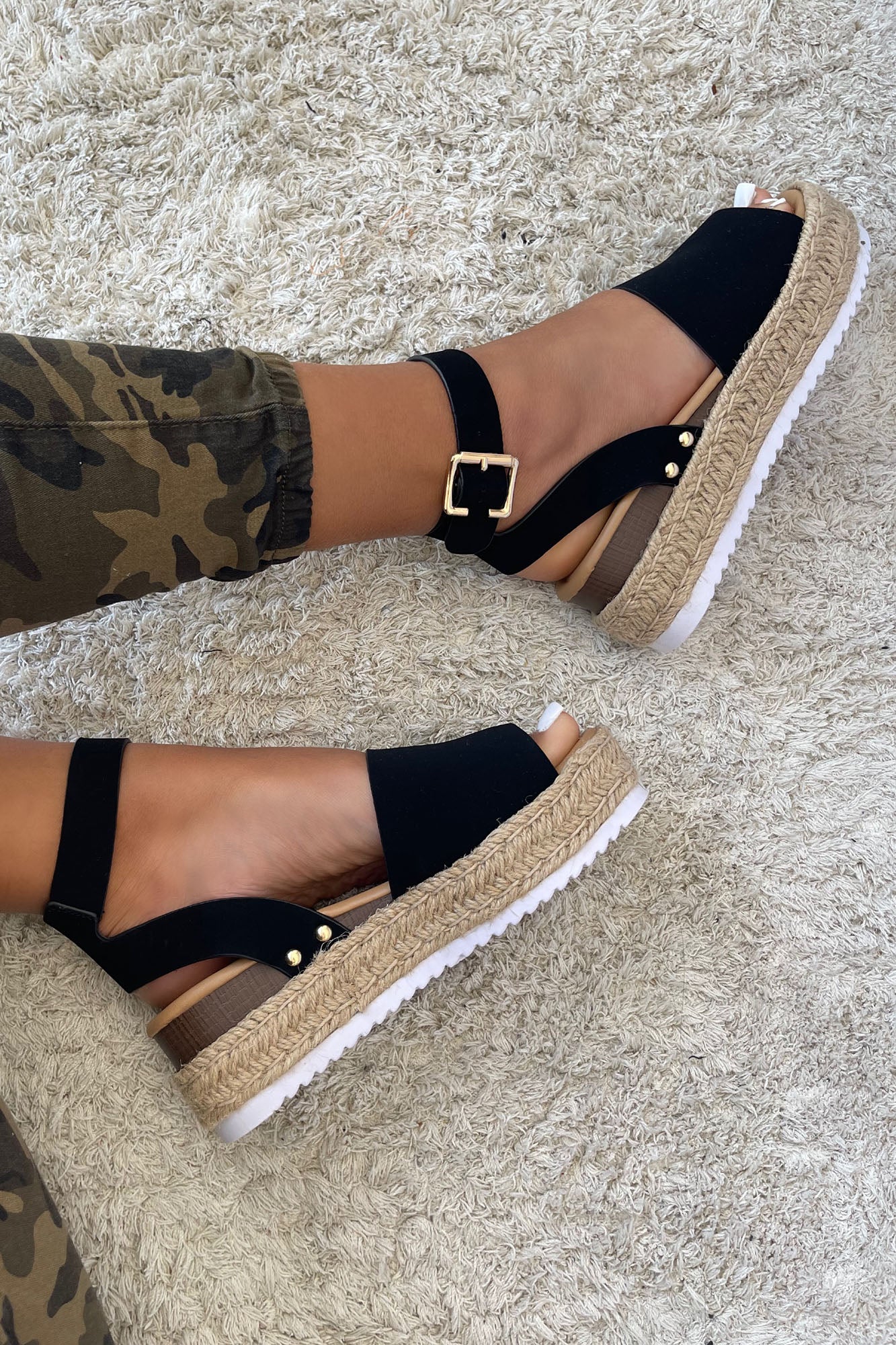 Analia Wedges - Black
